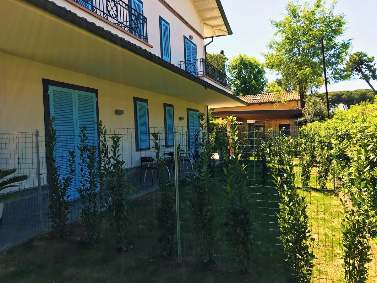 Cytrus Rooms Marina di Massa Exterior foto